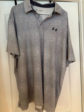 Under Armour Men’s Heather Gray Polo with Logo